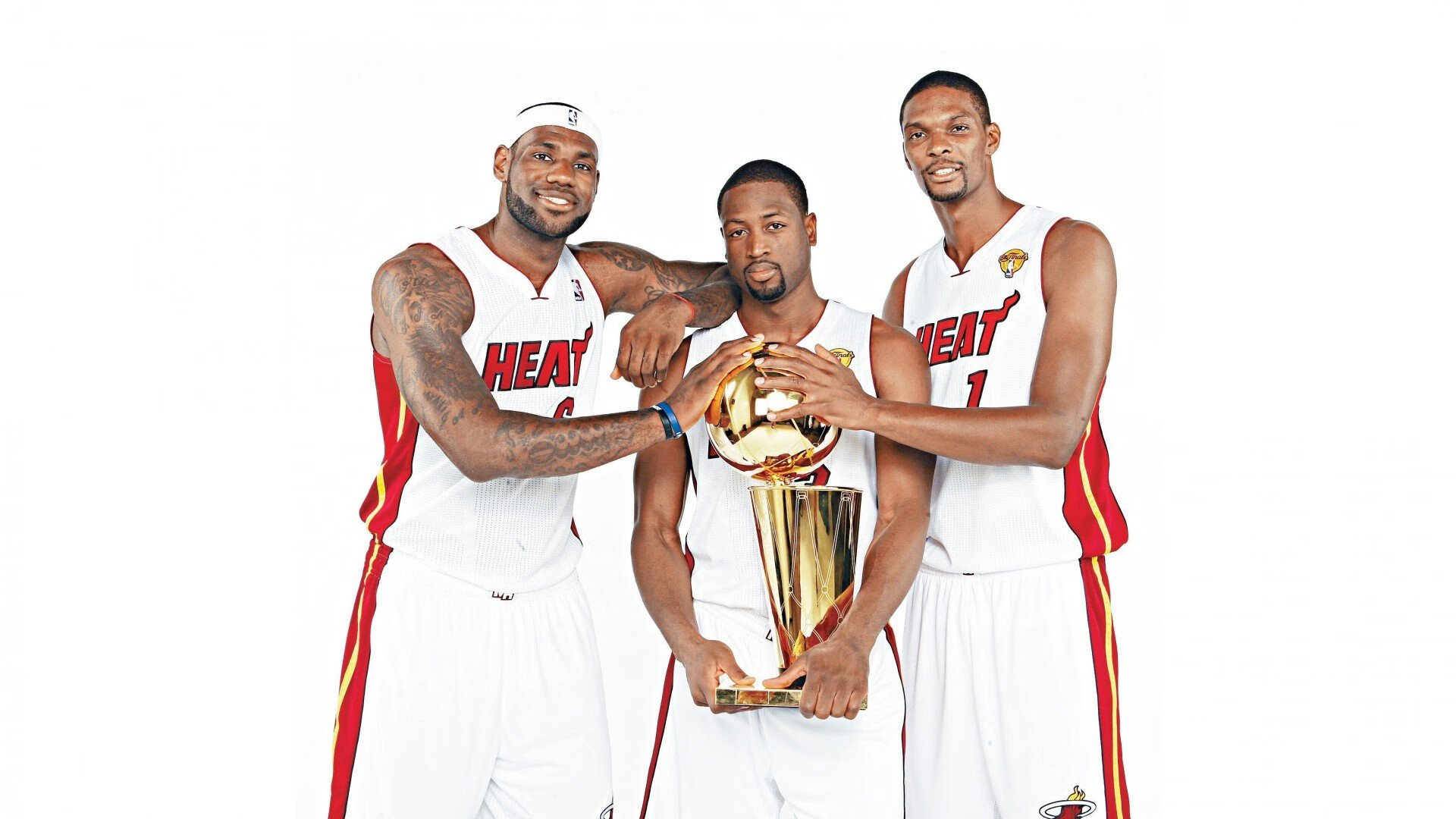 雷纳尔杰屡建功勋，领队迎战半决赛，雷纳尔之问